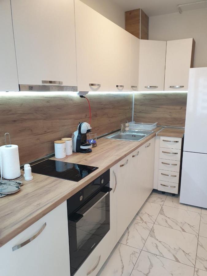 Apartment The Room Burgas ภายนอก รูปภาพ