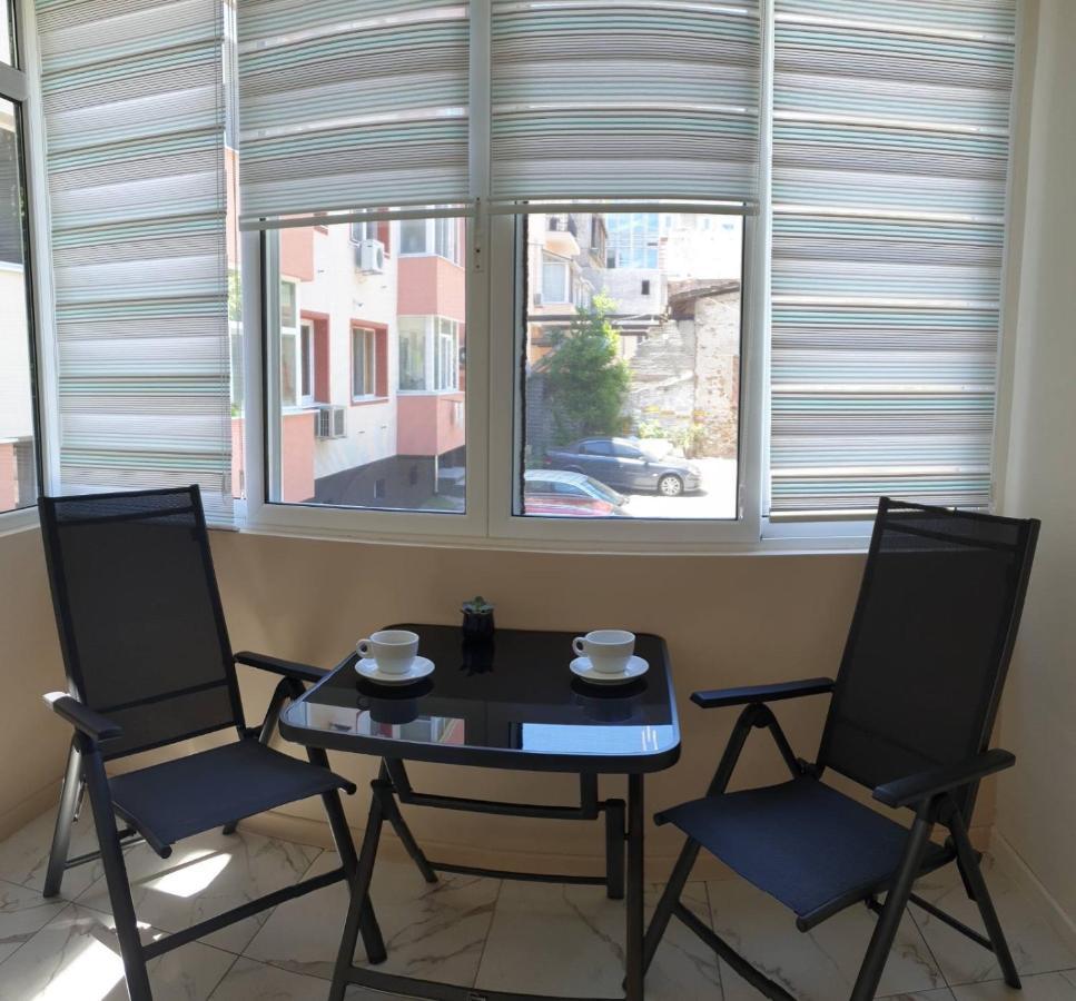 Apartment The Room Burgas ภายนอก รูปภาพ