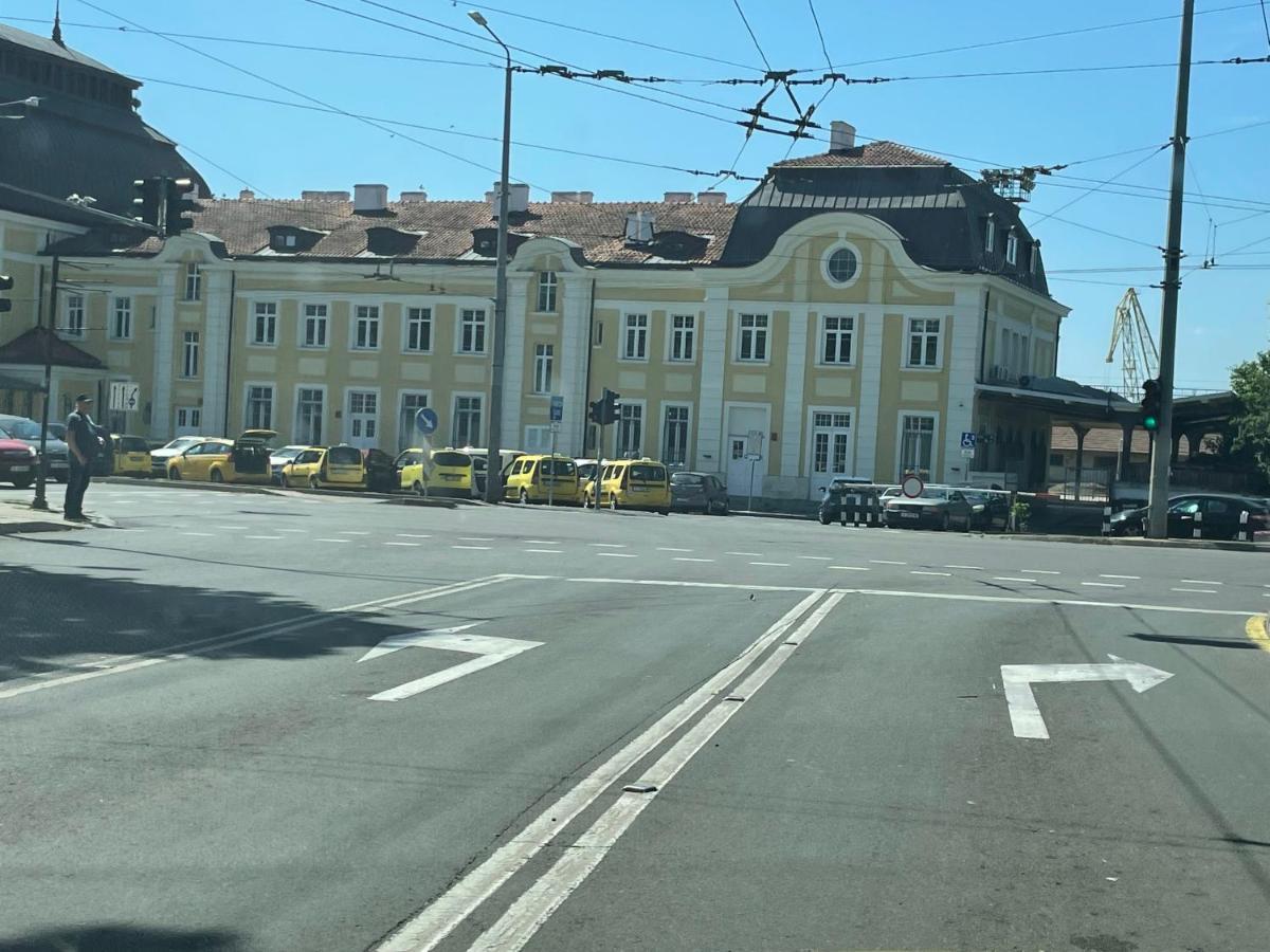 Apartment The Room Burgas ภายนอก รูปภาพ