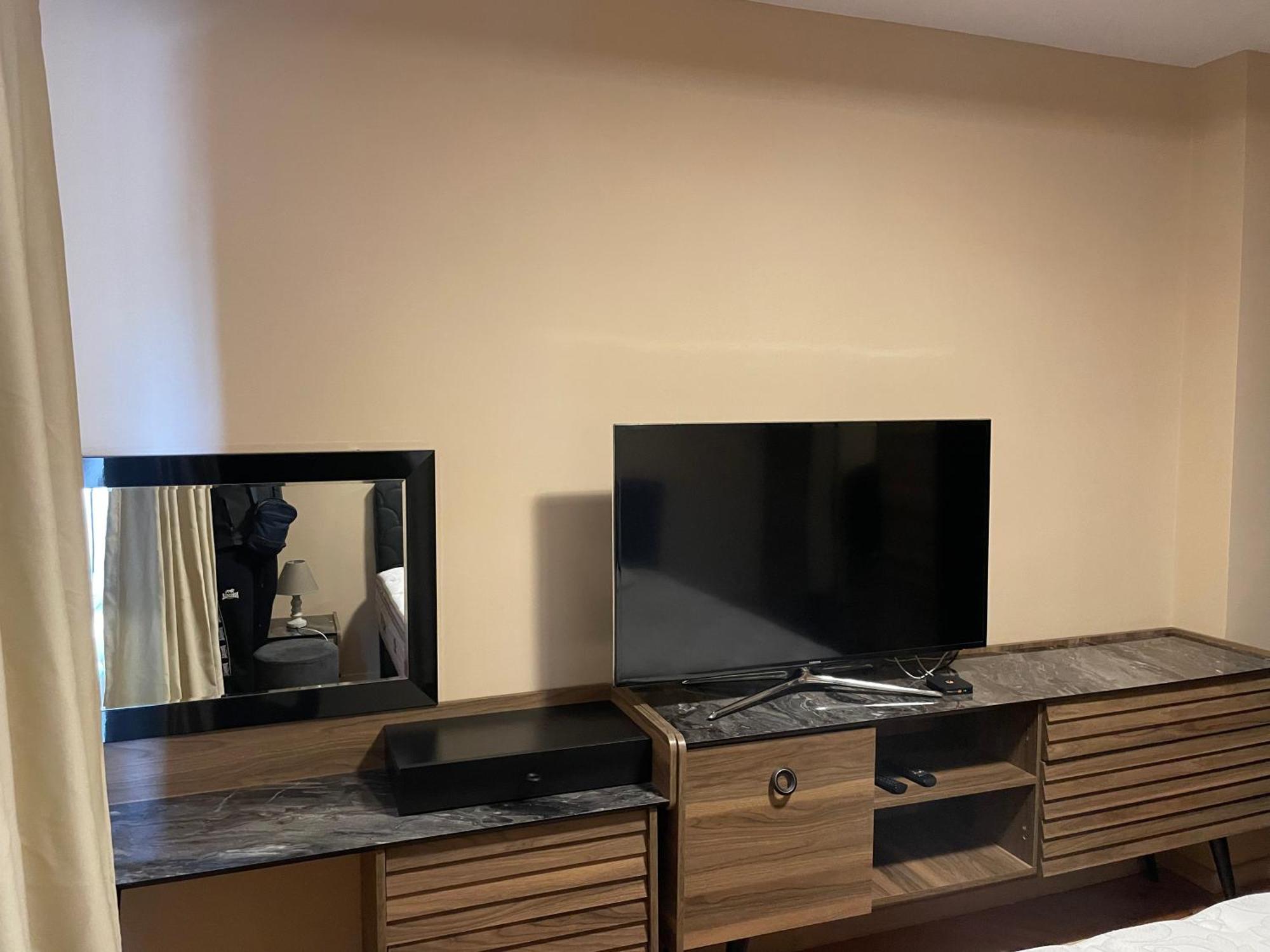 Apartment The Room Burgas ภายนอก รูปภาพ